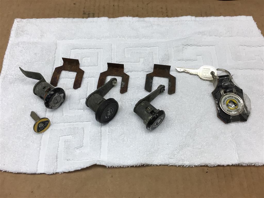 Lotus Elan M100 Lock Set - Lotus Elan M100 Door Locks ...