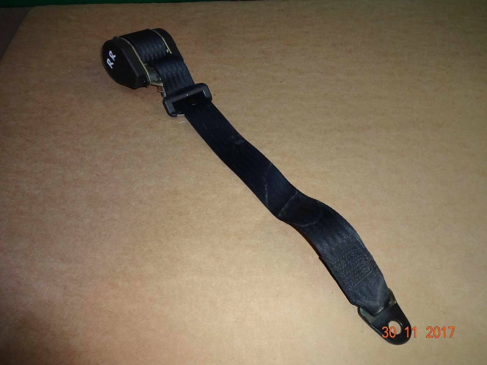 ASTON MARTIN DB7 i6 REAR R.H.S SEAT BELT DB7 i6 O/S REAR SEAT BELT P877BPG