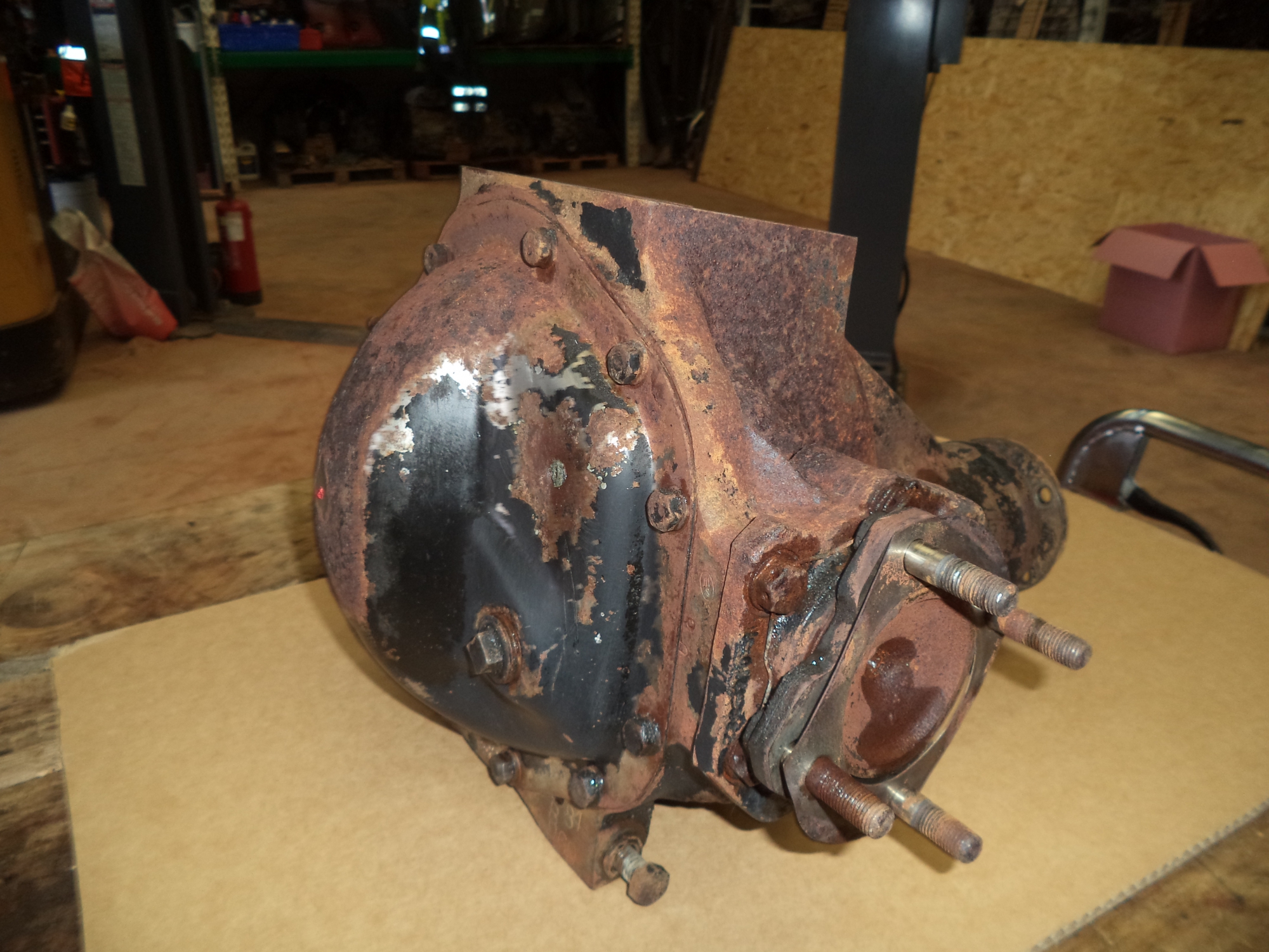 TVR 350I TVR WEDGE REAR DIFFERENTIAL 3.54 RATIO REAR DIFF (DIFF CRATE ...