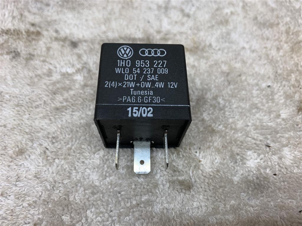 Porsche Boxster 986 Carrera 996 Hazard Indicator Relay 191 1H0953227