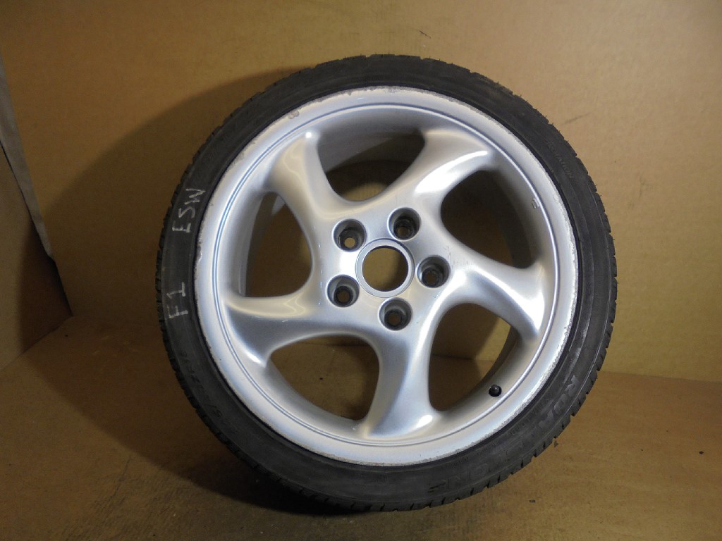 Porsche 986 Boxster Aftermarket 18 Inch Twist Style Rear Alloy Wheel 8 ...