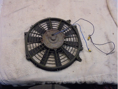 Unbranded Removed From TVR 350i Wedge 11 Inch Electric Radiator Fan Yard SF96