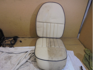 Aston Martin DB7 Volante Left Rear Seat Base and Seat Back FOR PARTS / REPAIR N/S/R & Yard SF99