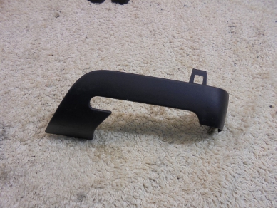 Porsche 996 Carrera Right Rear Seat Belt Trim 99655506200 in Black DAMAGED O/S/R Yard SF104