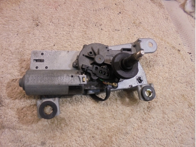 Porsche 996 Carrera Rear Wiper Motor 99662808000 Yard SF107