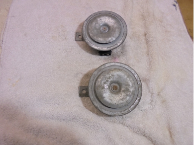 Porsche 986 / 996 Alarm Horn 99663711700 986/996 Yard SF109