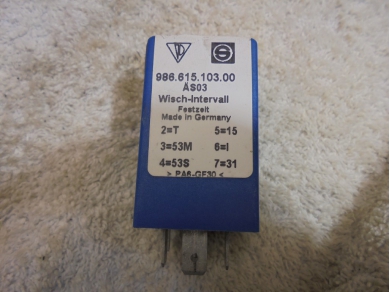 Porsche 986 Intermittent Wiper Relay 98661510300 P12WRB Delay Yard SF5