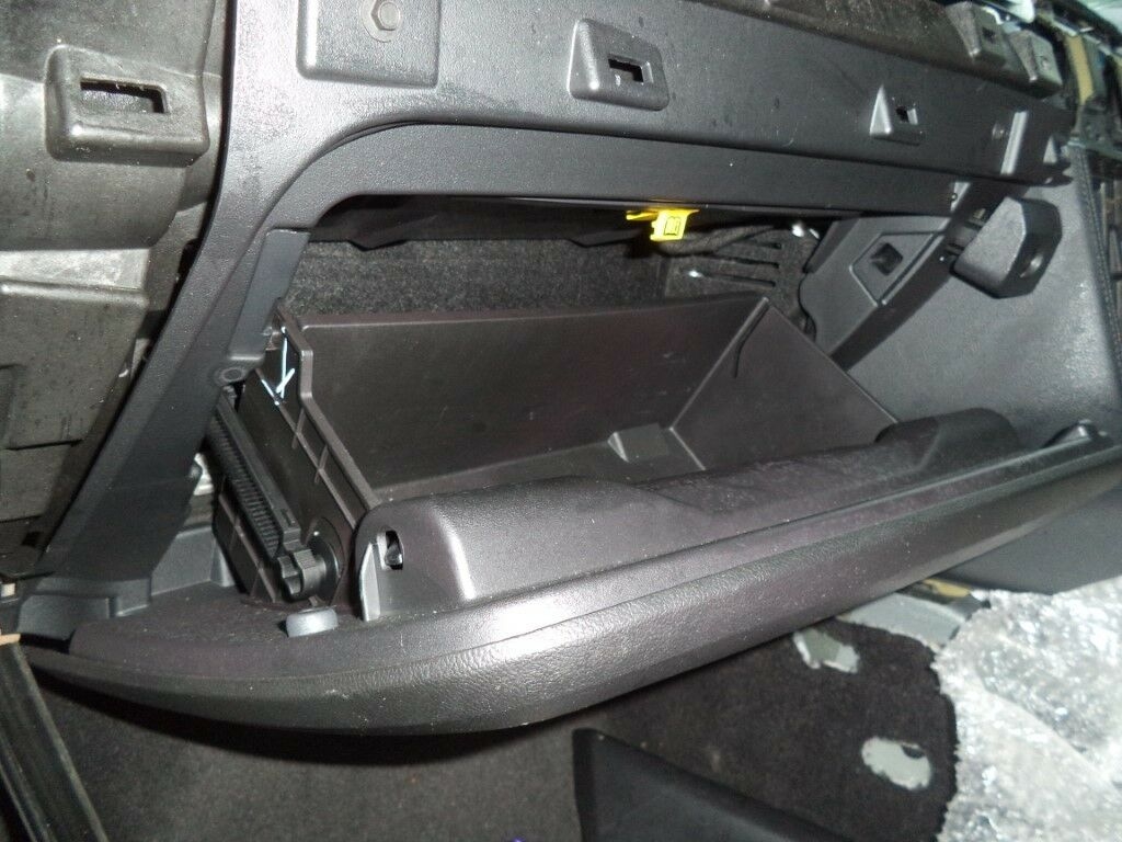 2015- 2018 FORD MUSTANG GLOVE BOX FORD MUSTANG GLOVE BOX AND KNEE ...